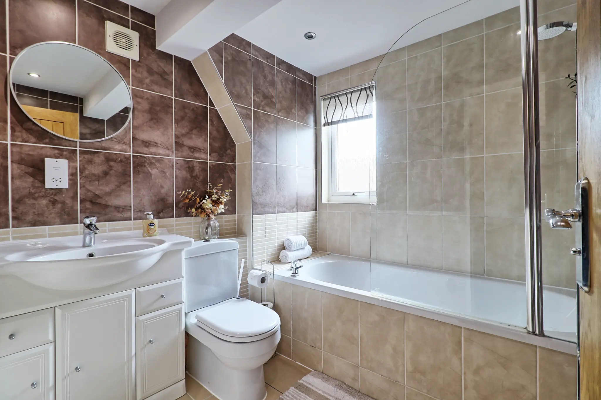 Comfortable Bedroom — CrewStays managed contractor accommodation